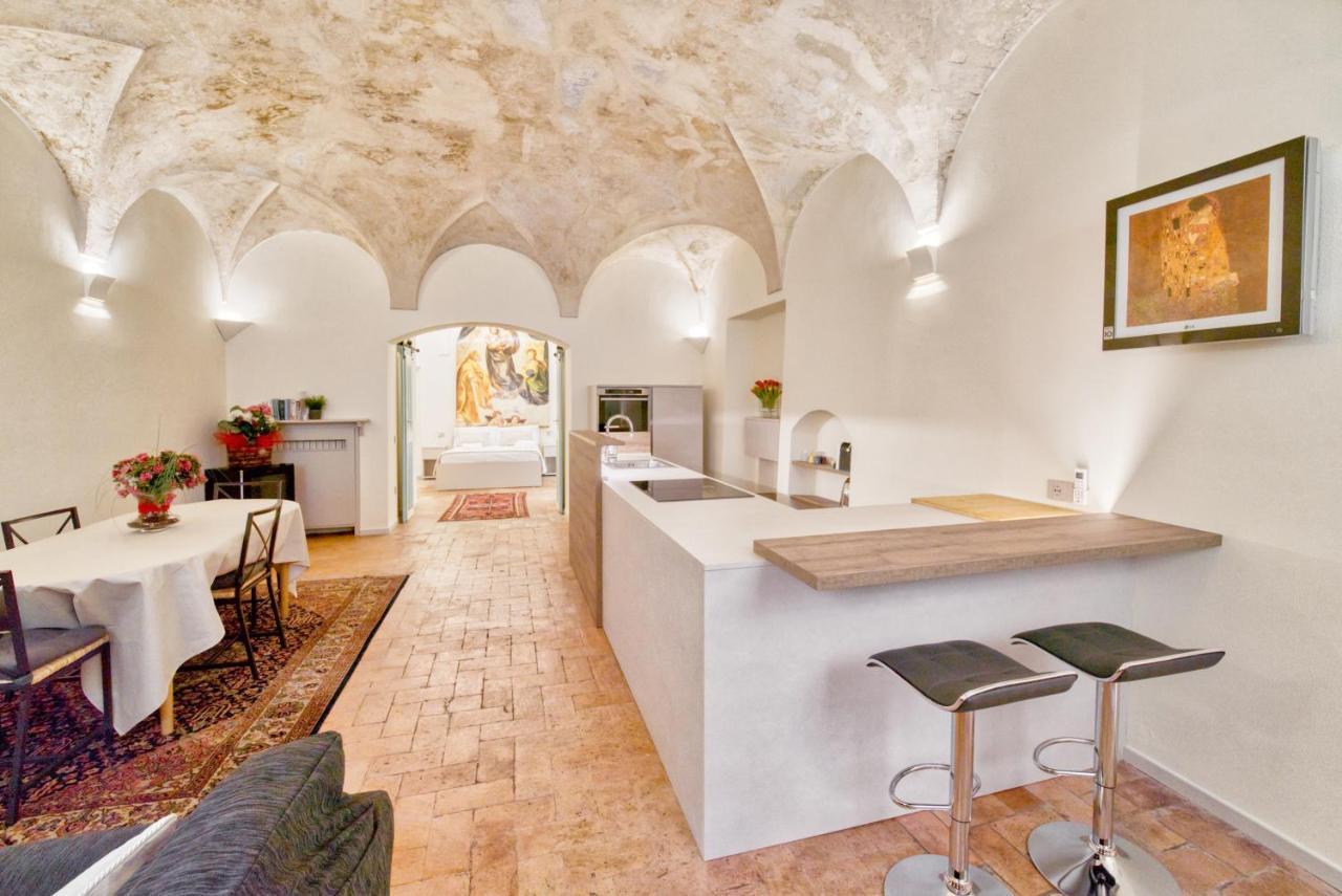 Centro Loft Incantevole Con Volte *